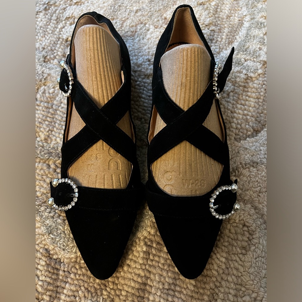 J Crew Elegant Black leather Women's Shoes with Rhinestone Buckles Size 8